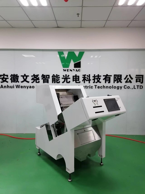 Humanized Type Hazelnut Color Sorting Machine 64 Chute