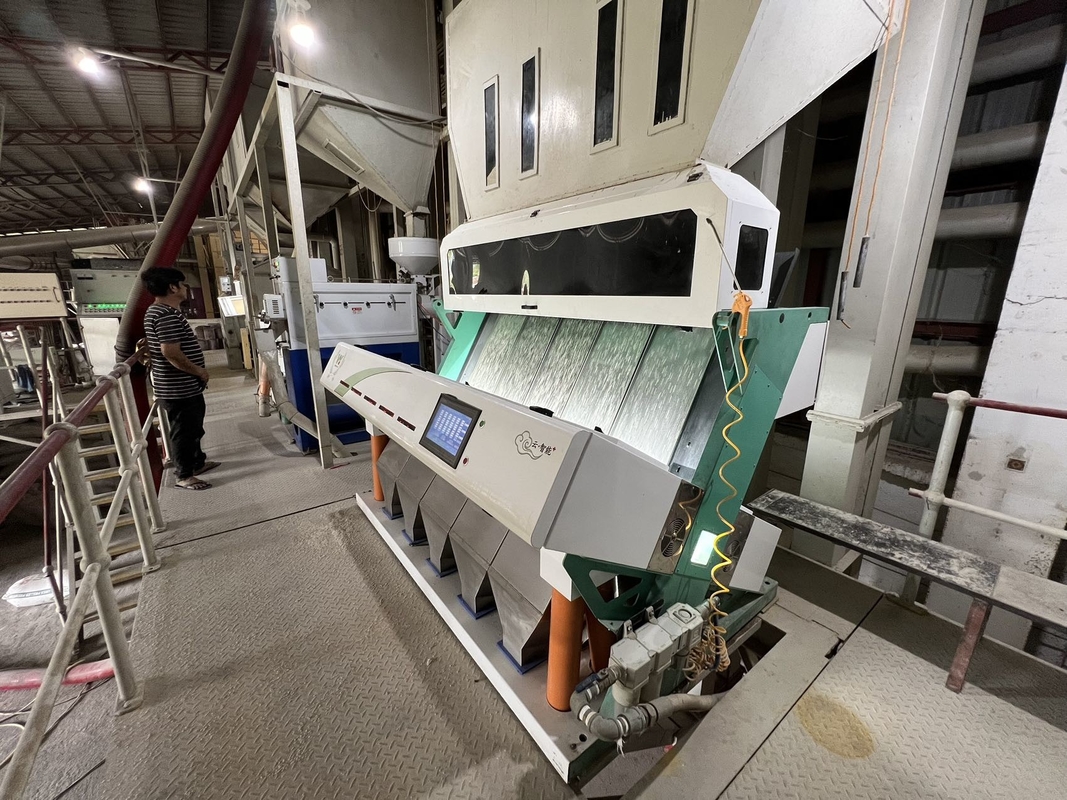 Chute Type Rice Paddy Separator Machine High Level AI Self Learning Intelligent