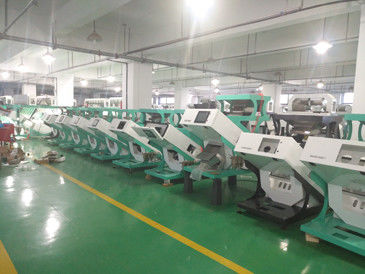 Compact Mini Humanized Type Color Sorting Machine For Hazelnut Almond Pistachio