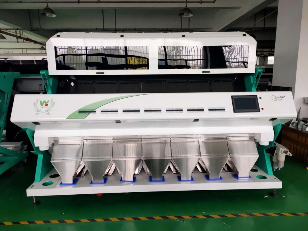 High Capacity Rice Color Sorter 0.3 - 0.9t/H 2 Years Sorting Accuracy 99.5 - 99.9%