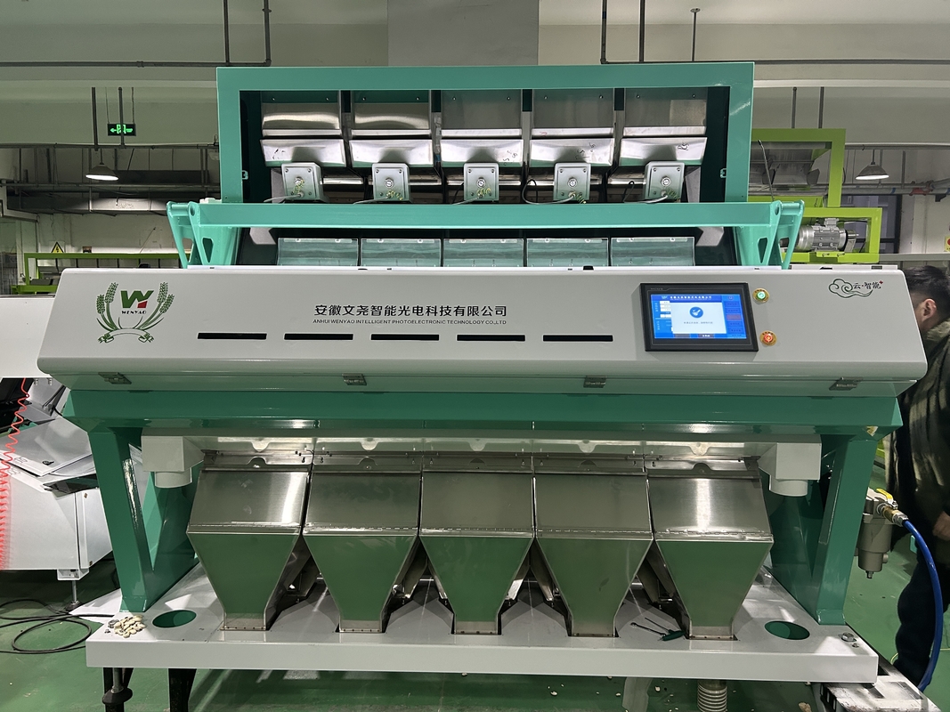 Highly Efficient 220V / 50HZ Rice Color Sorter Machine For Precise Sorting Parboiled Rice