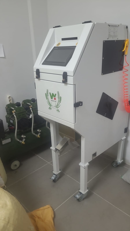 Wenyao WYCS1-32 Mini Brown Bee Pollen Color Sorter Machine for Rejecting Yellow Bee Pollen From Brown Bee Pollen Color Separation