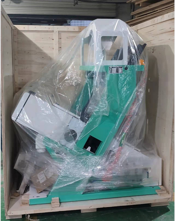 High Accuracy CCD Camera Small Rice / Seed / Nuts Color Sorting Machine for Sorting Applications