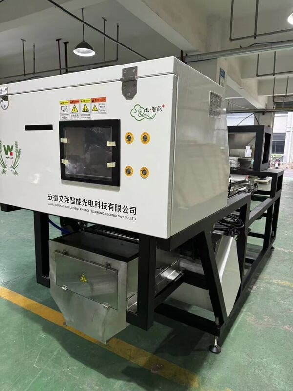 Wenyao High Sorting Accuracy Belt Type Metal Color Sorter with Wifi Remote Control and Stainless 304 Food Grade Hopper