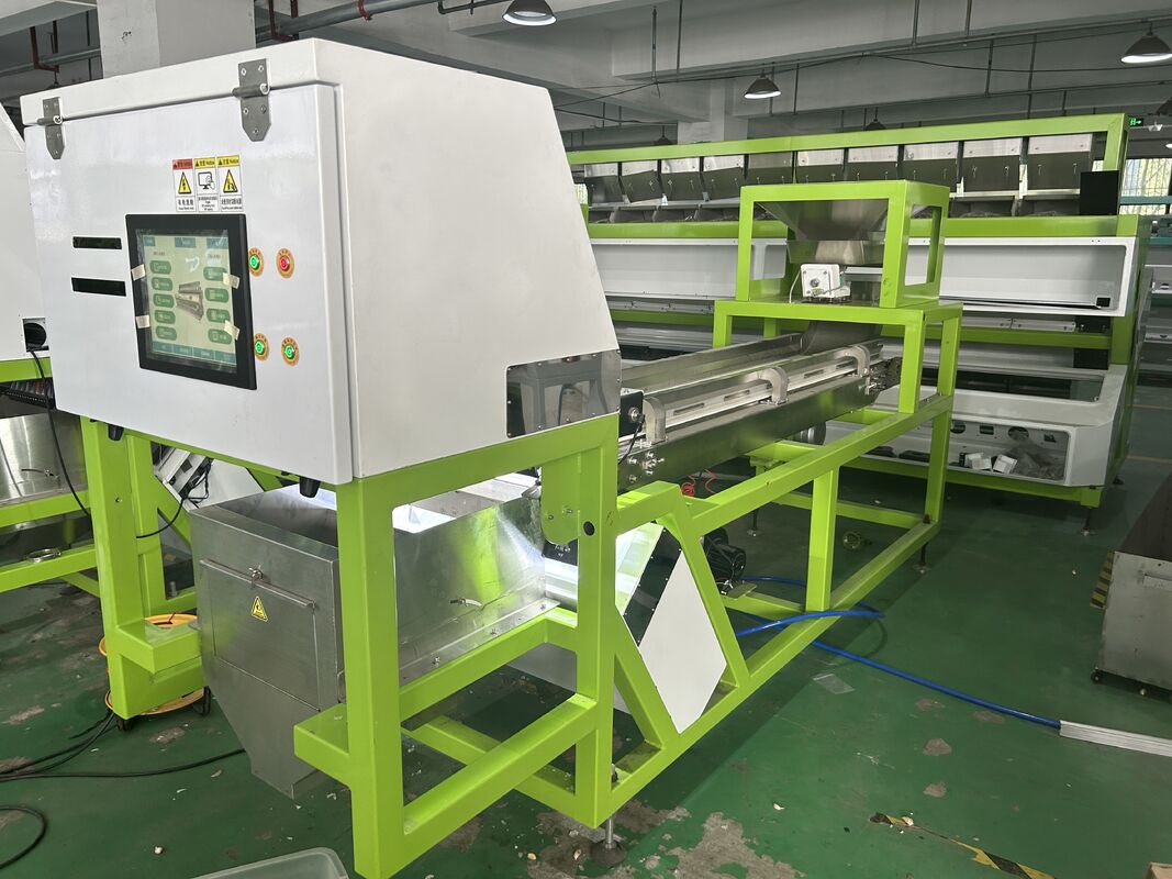 Wenyao High Sorting Accuracy Belt Type Metal Color Sorter with Wifi Remote Control and Stainless 304 Food Grade Hopper