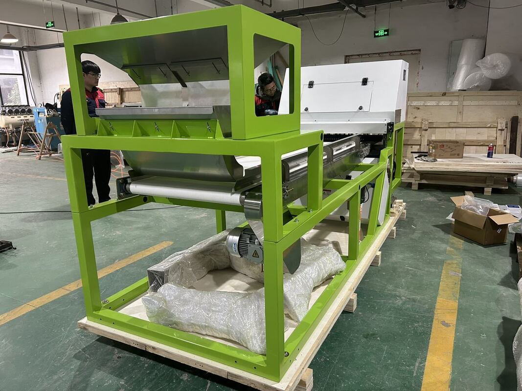 Industrial High Accuracy ≥99.99% Manganese Ore Color Sorter with LED Light Source and Metal Ejector for Pebble Sorting