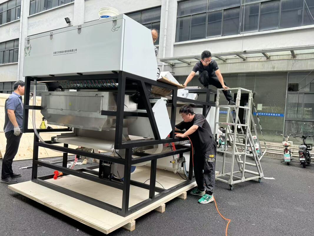 High Precision Quartz Color Sorting Machine with 99.99% Accuracy and Double-Sided Camera Detection for Silica Sand Separation