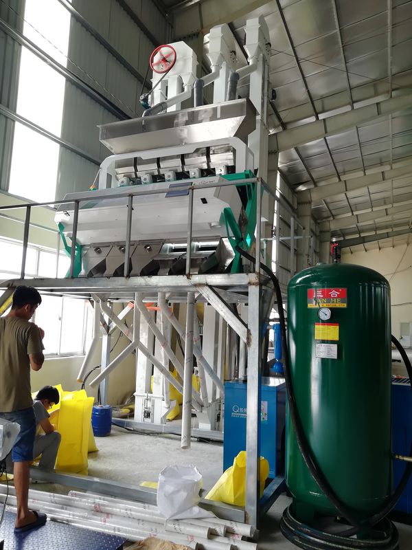 Chute Type CCD Rice Colour Sorter Machine with High Resolution