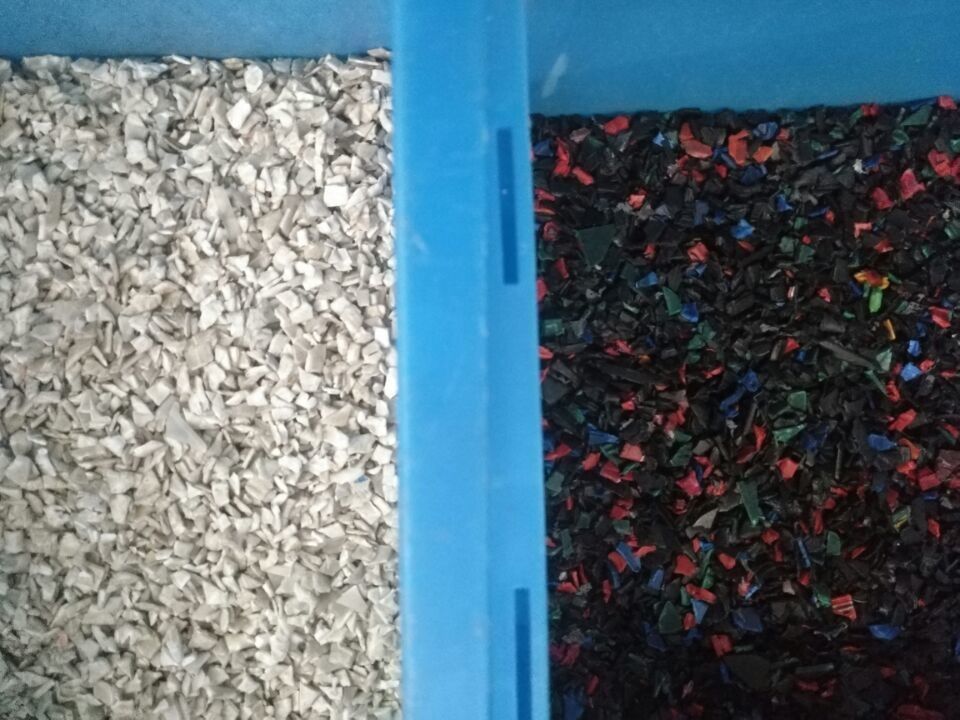 High Resolution Cameras Plastic Color Sorter Machine For Color Sorter