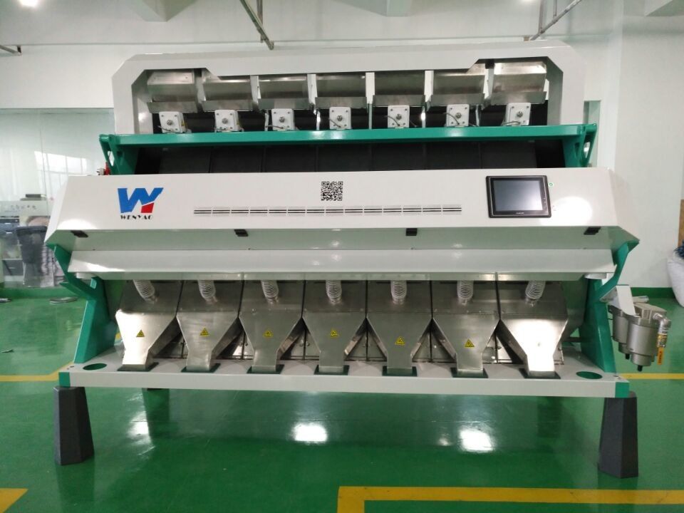 15 inch screen Nuts Color Sorter , Intelligent Smart Hazelnut Sorting Machine