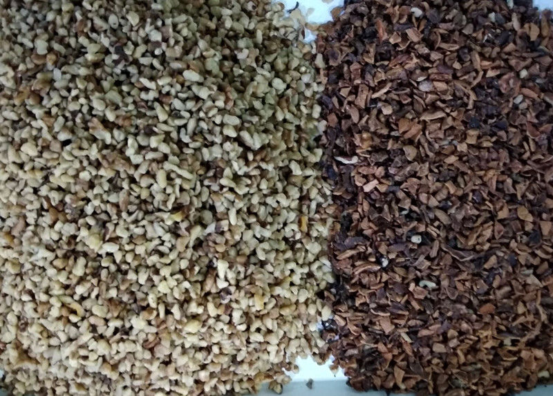 256 Channels Nuts Color Sorter 4 Chutes 99% Sorting Accuracy