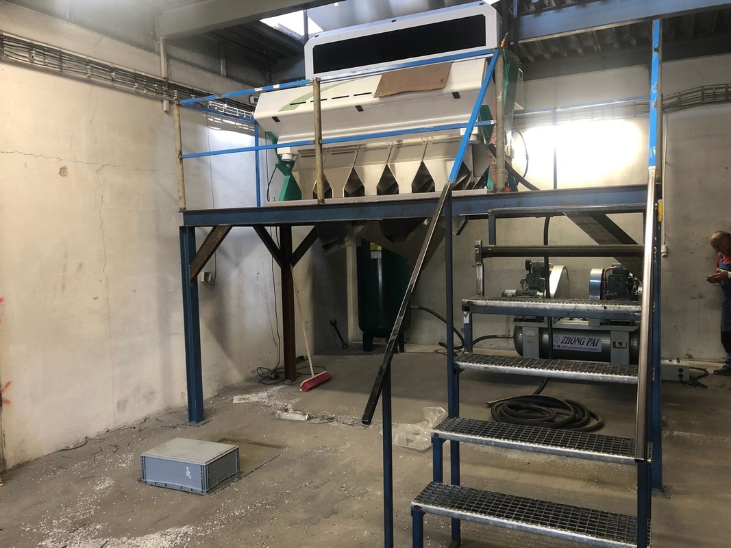 Brown Rice Color Sorter Machine For Separating Bad Quality Rice