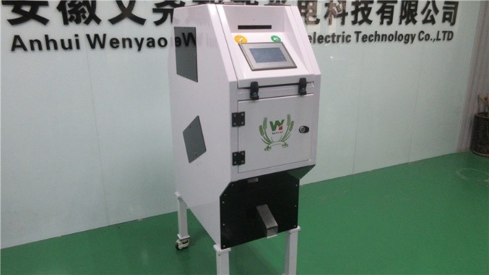 CCD Optical Barley Wheat Color Sorting Machine 32 Channels