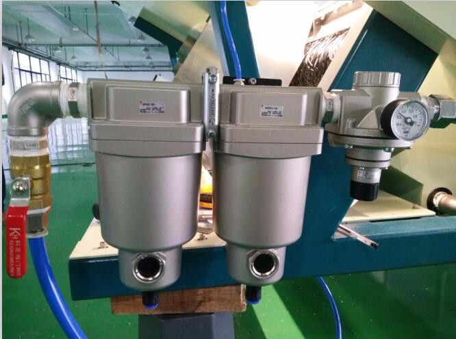 10 Channel Cereal Colour Sorter Machine for Maize Sorghum Barley Oats 9