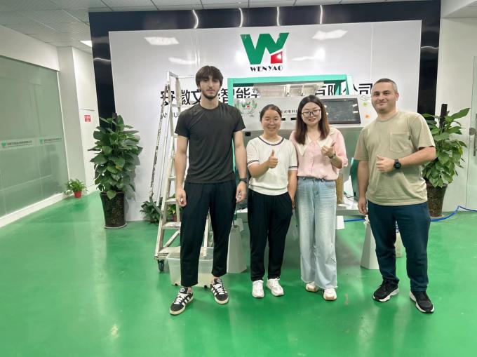 1200MM Belt Color Sorter Machine for Ore Grain Rice with 99.99% Accuracy 15